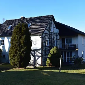 Privatunterkunft Lisa, Forbau